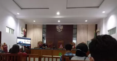 Hakim Vonis Bupati Bintan Nonaktif Apri Sujadi 5 Tahun Penjara