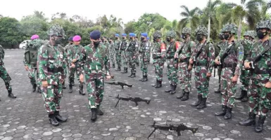 Selama 4 Hari, TNI AL Rutin Datangi Pantai Tanjung Pinang