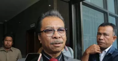Profil Ketua DPRD Kepri Jumaga Nadeak, Pernah Ingin Jadi Dokter