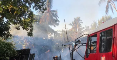 Pabrik Tahu di Batam Ludes Terbakar, Mess Karyawan Ikut Hangus