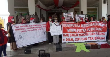Nasabah AJB Bumiputera Demo di DPRD Batam, Apa Tuntutannya?