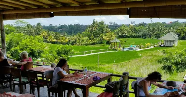 Sepuluh Kuliner Bali yang Menggoda