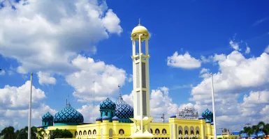 Megahnya Mesjid Agung Bersejarah Al-Karomah Martapura