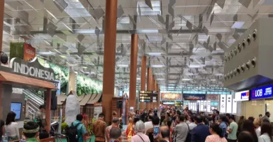 Tari-tarian Indonesia di Changi Airport