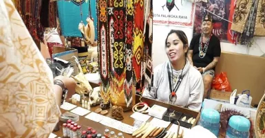 Pesona Kerajinan Tangan Kalimantan Terpancar di PRI 2018