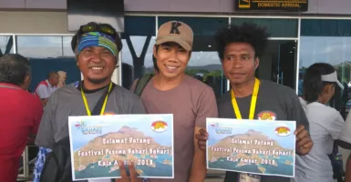 Eksplor Raja Ampat, Wisatawan Asal Bali ini Ajak Keluarganya