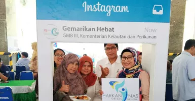 Serunya..Makan Ikan Gratis Sepuasnya di Hari Ikan Nasional