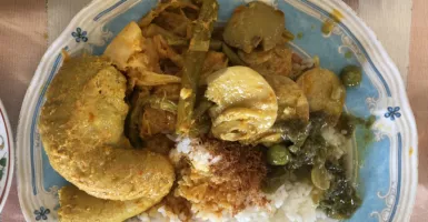 Makan Jadi 'Selero' Kalau Sudah di Nasi Kapau Uni Cah