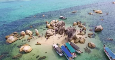Yuk, Coba Pantai Batu Unik di Bangka Belitung