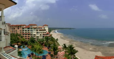 Pasca Tsunami, Hotel Sepanjang Pantai Anyer Tetap Buka