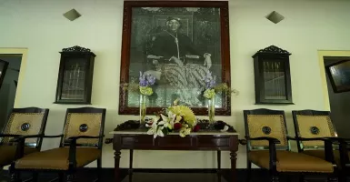 Hubungan Presiden Soekarno dan Paku Alam VIII