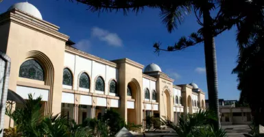 Masjid Baiturrahim Gorontalo Mempercantik Wajah Kota Goronta