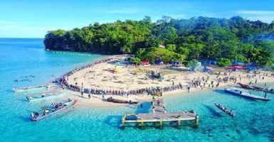 Pulau Busak Andalan Wisata Bahari Kabupaten Buol