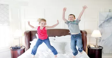 Menginap di Hotel Bersama Anak, Ikuti Delapan Langkah Ini