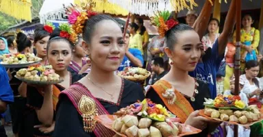 Tradisi Unik 'Kawin Lari' Suku Sasak
