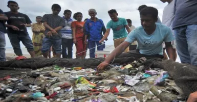 Tangani Sampah Plastik, Pemerintah Gandeng Mitra Global