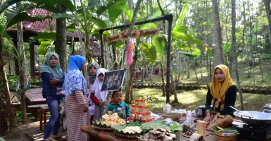 Pasar Karetan Punya Studio Foto Nuansa Jawa Tempo Dulu
