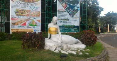 Patung Putri Duyung Telanjang di Ancol Kini Ditutup Kemben
