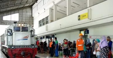 Daop Surabaya Siapkan 174 Perjalanan Mudik Kereta Api Gratis