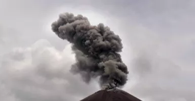Dua Gunung Api Di Sulut Berstatus Siaga