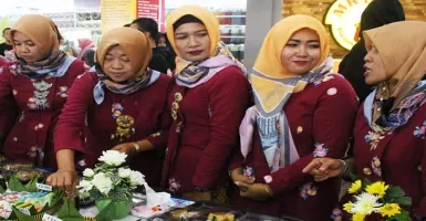 Mencari Kuliner Khas Bumi Reog, Ponorogo Gelar Festival Jajanan