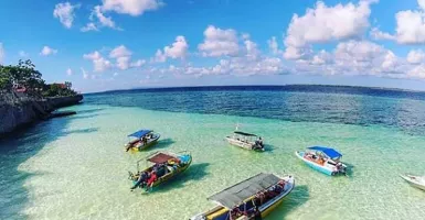 Berkunjung ke Festival Pinisi, Mampirlah ke Pantai Tanjung Bira