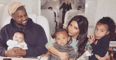 Anak Keempat Kim Kardashian Lahir Lewat Ibu Pengganti