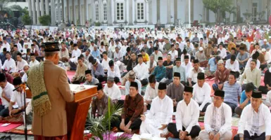 Khotbah Shalat Idul Fitri Isinya Politik, Jemaah 'Walk Out'