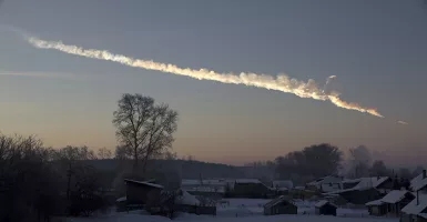 Bulan September Bumi Ditabrak Asteroid?