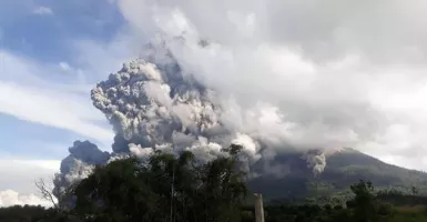 20 Desa Terpapar Debu Erupsi Gunung Sinabung