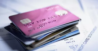 Seberapa Perlu Kamu Gunakan Kartu Kredit? Simak Ini Dulu