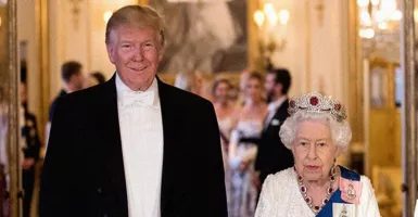 Ratu Elizabeth II Pake Kalung Anti Sial saat Ketemu Trump?