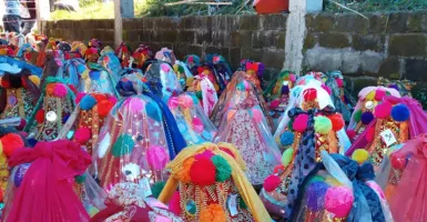 Pariangan Gelar Tradisi Hari Rayo Enam di Pekuburan