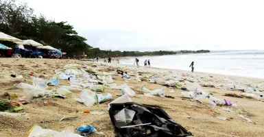 Sampah Plastik Masih Jadi Masalah di Bali