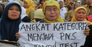 Pupus Harapan Honorer K2 Pendukung Prabowo-Sandi Diangkat PNS
