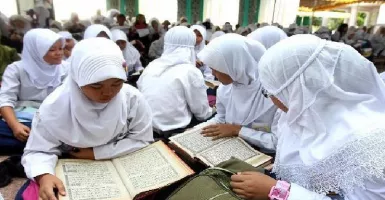 Pro Kontra Pelajaran Agama Dihapus di Sekolah