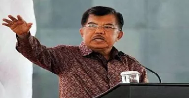 JK Lepas Jemaah Haji Kloter Pertama di Bandara Soekarno Hatta