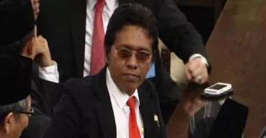 Nama Adian Napitupulu Makin Santer Masuk Kabinet Jokowi