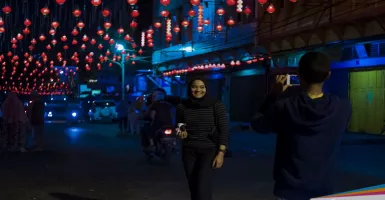 Jelang Imlek, Kota Pekanbaru Dihiasi Ribuan Lampion