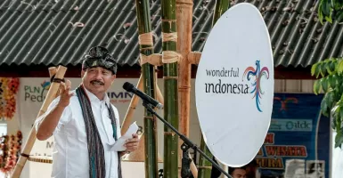 Kunker di Lombok, Menpar Hadiri Creative Dialogue Festival Bau Nyale