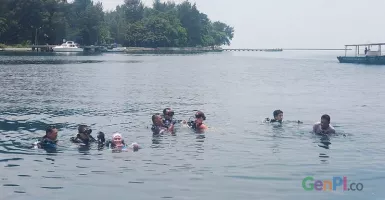 Komunitas Selam Jak Diver Lakukan Aksi Bersih Laut