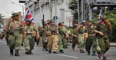 Sejarah Kota Pahlawan, Yuk Kenalan sama Komunitas Roode Brug Soerabaia