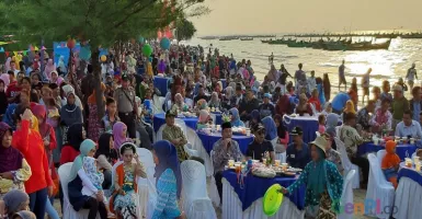 Seafood Party, Angkat Wisata Pantai Nyamplung Rembang