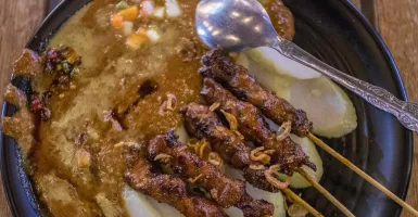 Jelang Pemilu, Yuk Cicipi Sate Ayam Organik di Pekanbaru