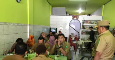 Enak Nongkrong di Kedai Usai Apel, 30 ASN ini Diciduk Wagub Riau