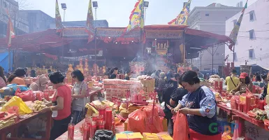 Sebanyak 50 Ribu Perantau Hadir di Ritual Bakar Tongkang