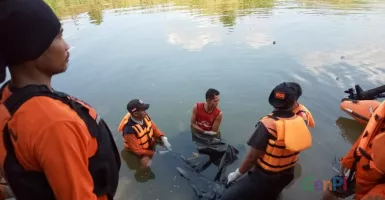 Dicari 25 Jam, Korban Tenggelam di Bengawan Solo Ditemukan Tewas