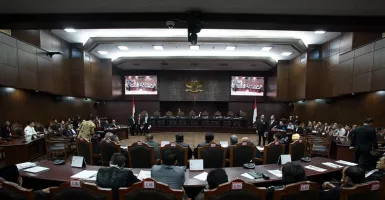 MK Tolak Eksepsi TKN Terkait Protes Berkas Baru Gugatan Prabowo