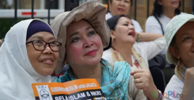 Titiek Soeharto: Alhamdulillah Massa Sudah Makan Semua