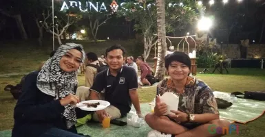 Asyiknya Nongkrong di Pasar Malam Aruna Resort Senggigi